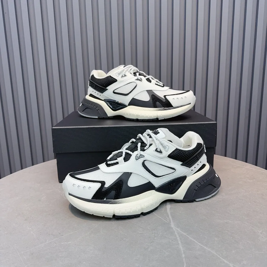 [AMIRI Amir] P: 760💰Size for couples: Female 35-40; Male 39-44; (Customized at 45.46) AMIRI Amir New Autumn and Winter Products New Autumn Latest Catwalk Couple Color Block Bread Casual Sports Shoes Series 〰 Casual fashion style full of details New generation of bone shoes popular classic upgrades Super comfortable and super popular! AUTRY is an exclusive version of AUTRY couple casual shoes from a high street brand in Los Angeles. Many celebrity Internet celebrities have the same style. Chinese new rapper Xiaobai Gali, Wang Yibo, Yang Mi and other Internet celebrity bloggers are competing for their feet. The three-dimensional molded metal logo on the side of the AJ1 shoe is on par with Nike's popular Fog. The heroic value instantly has a bit of punk rock flavor, all showing fashion sense and street style... ▪ Upper: original custom-made cowhide + original custom-made breathable mesh ▪Inner lining: original customized breathable mesh ▪Outsole: original molded two-color TPU rubber combination outsole.